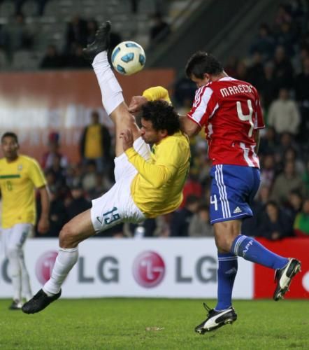 2011-07-17t213107z_01_jmg53_rtridsp_3_soccer-copa_reuters