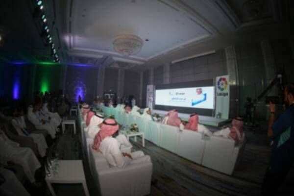 من توقيع الاتفاقية