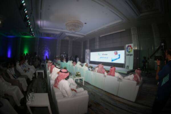 من توقيع الاتفاقية