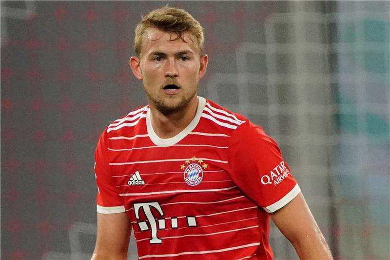 ماتياس دي ليخت