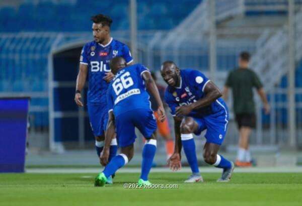 لاعبو الهلال
