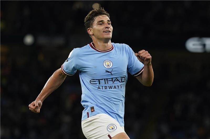 جوليان ألفاريز