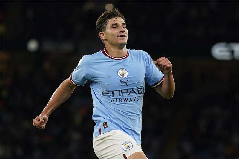 جوليان ألفاريز