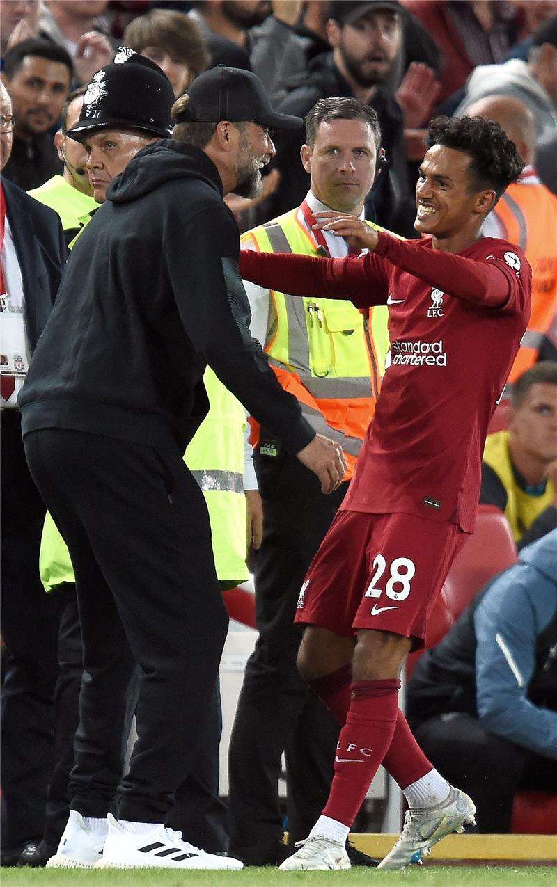 كلوب وكارفالو