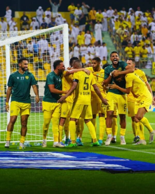 لاعبو الوصل