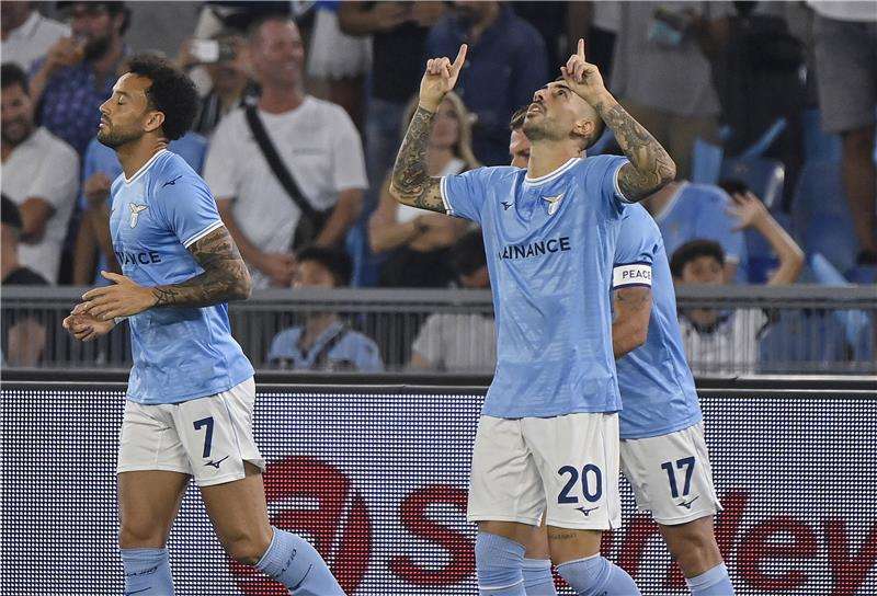 لاعبو نابولي