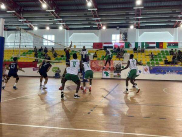 من مباراة تونس ونيجيريا