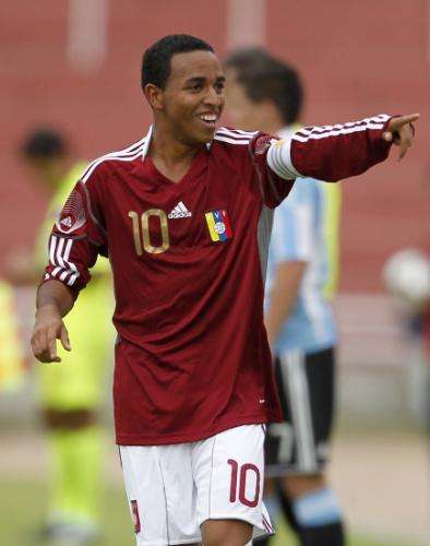  المهاجم الفنزويلى يوهاندري اوروزكو  