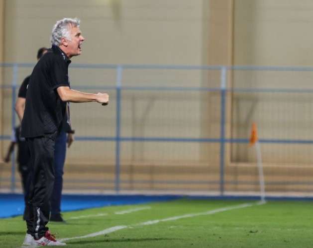 زوران مانولوفيتش