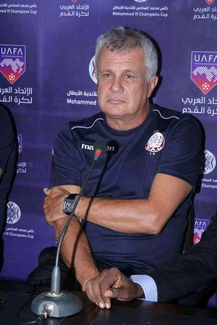 زوران مانولوفيتش