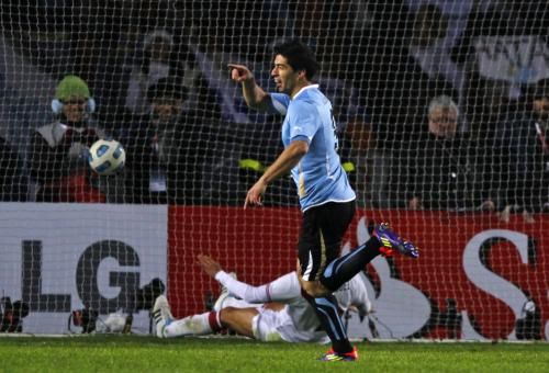 2011-07-20t021456z_01_sfr22_rtridsp_3_soccer-copa_reuters