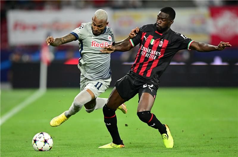 فيكايو توموري