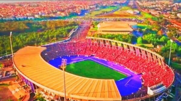 جانب من الحضور الجماهيري