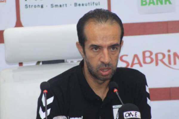 طارق سالم خلال المؤتمر الصحفي