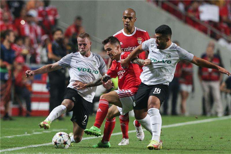 أليخاندرو جريمالدو