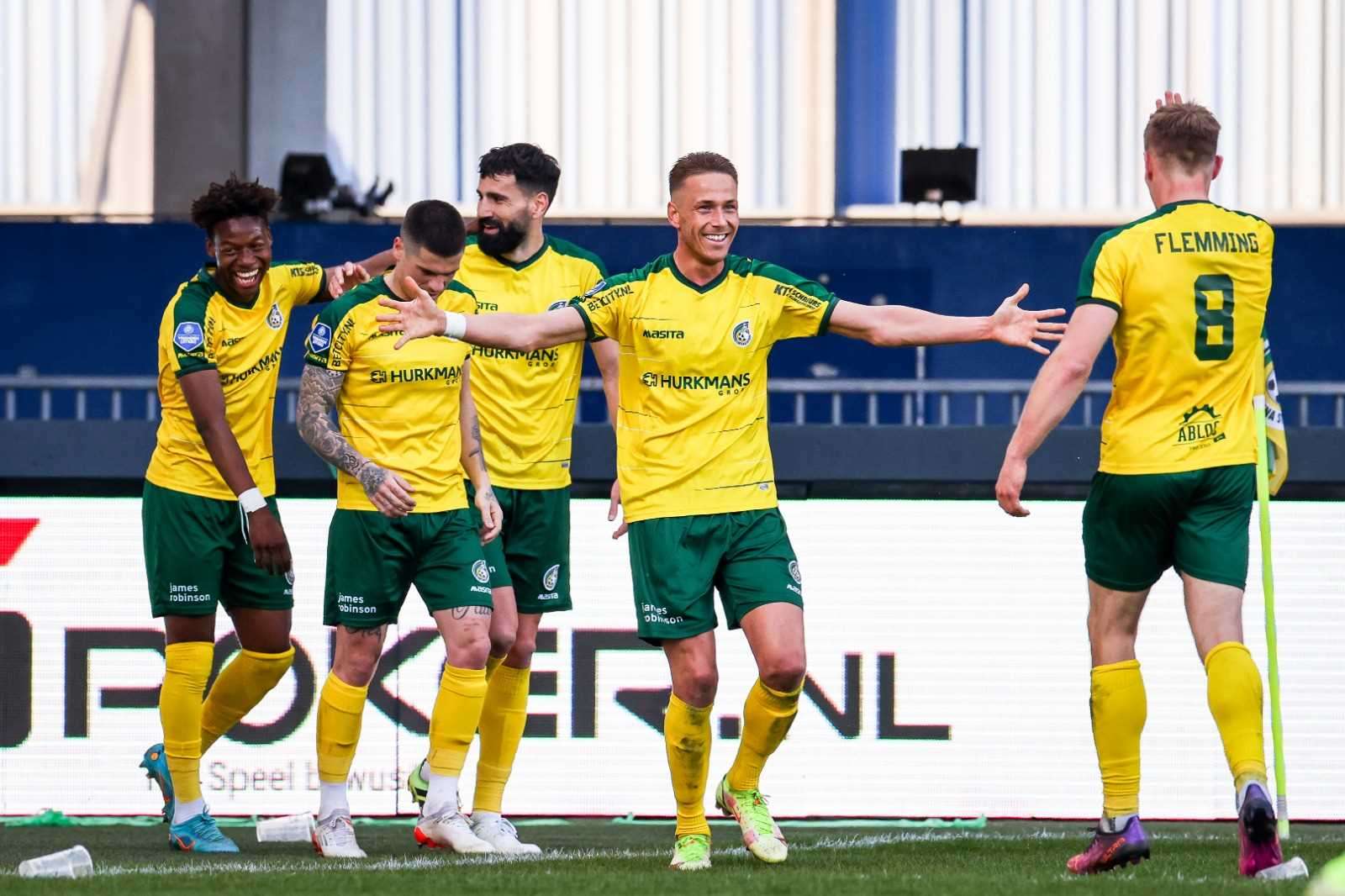 فورتانا سيتارد