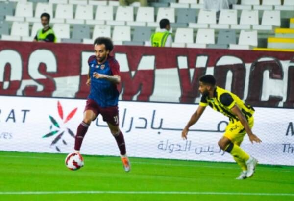 من مباراة الوحدة واتحاد كلباء