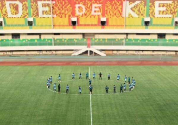 من ملعب المباراة