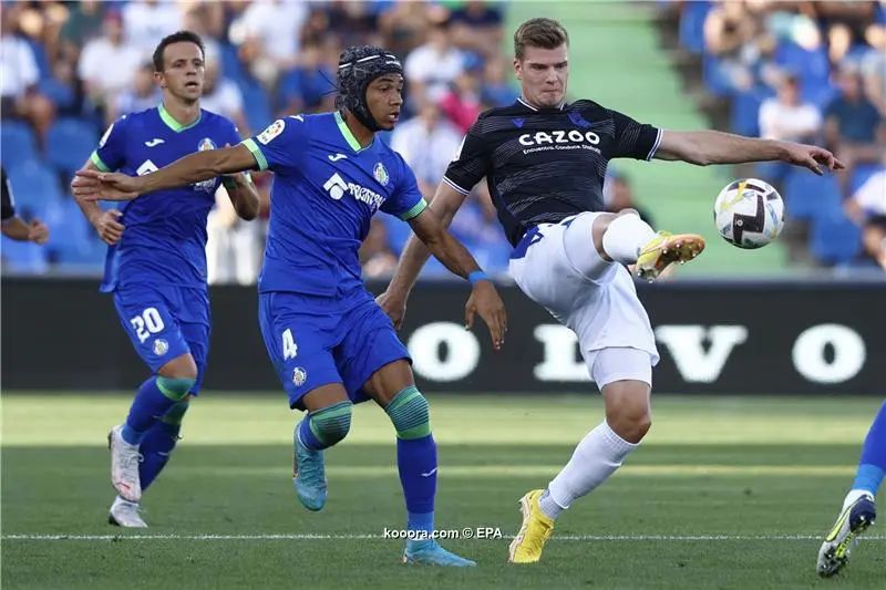 ?i=epa%2fsoccer%2f2022-09%2f2022-09-11%2f2022-09-11-10178166_epa