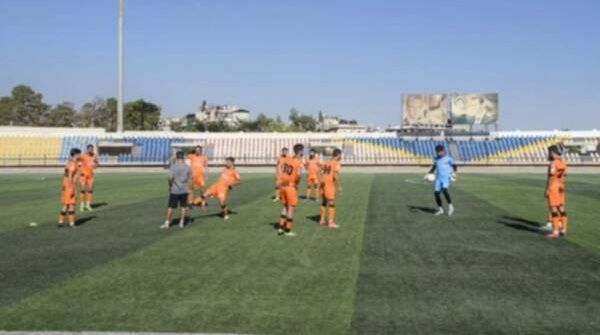 لاعبو الوحدة