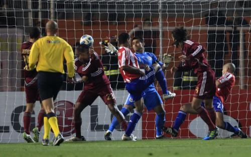 2011-07-21t014356z_01_ast109_rtridsp_3_soccer-copa_reuters