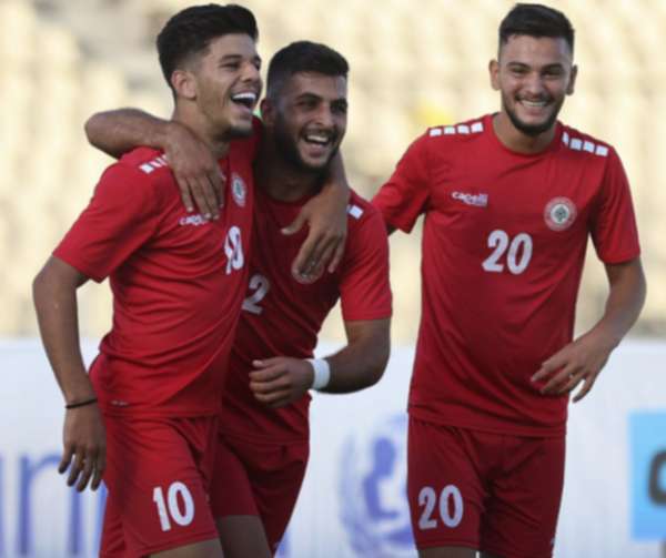 لاعبو منتخب لبنان للشباب