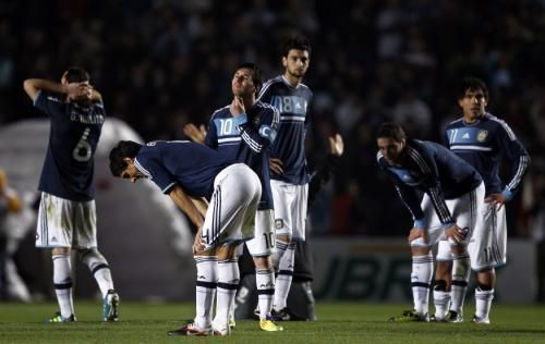 2011-07-17t012801z_01_jmg122_rtridsp_3_soccer-copa_reuters