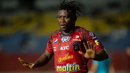 سامسون أكينولا