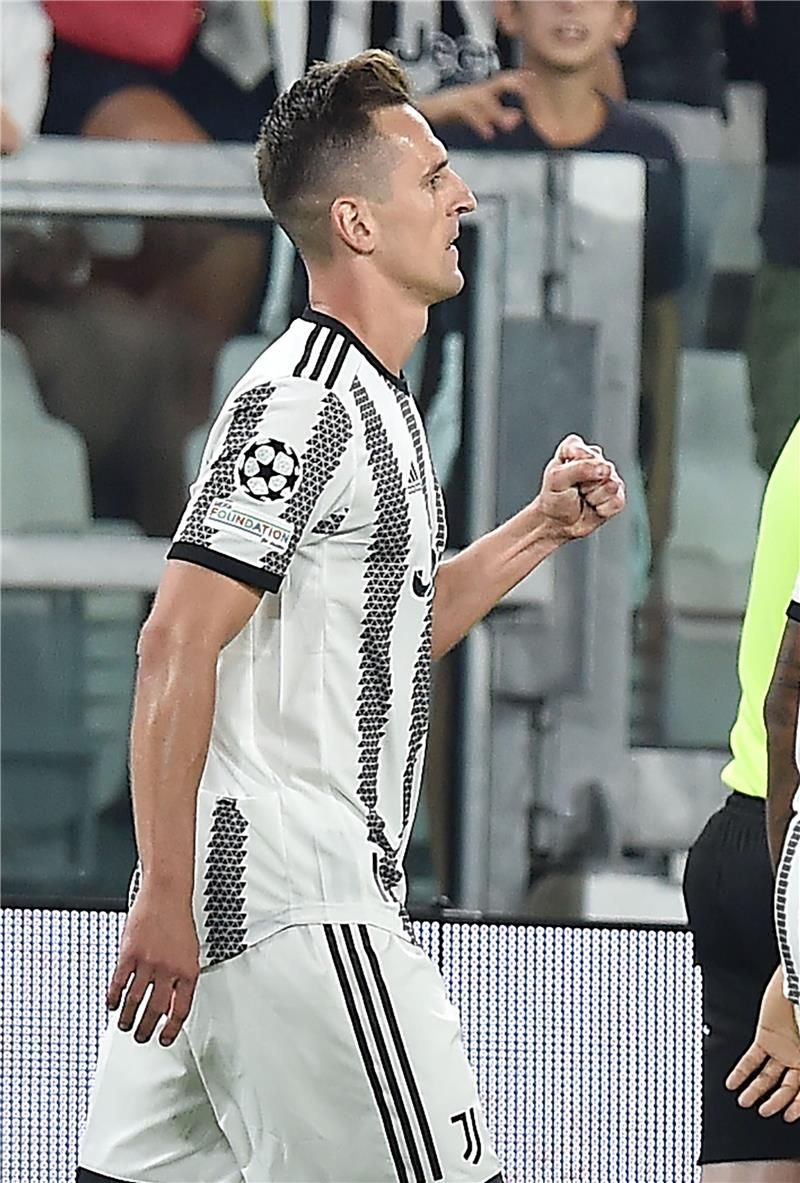 أركاديوز ميليك