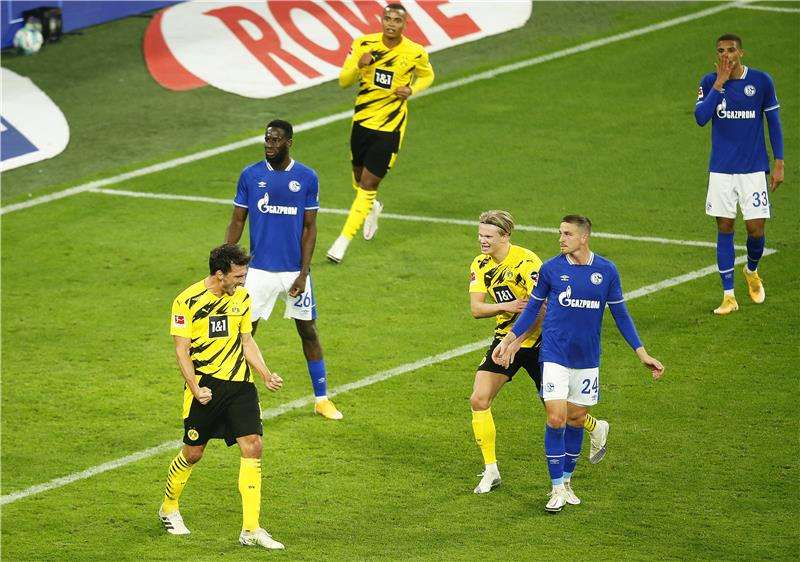 لقاء سابق بين الفريقين