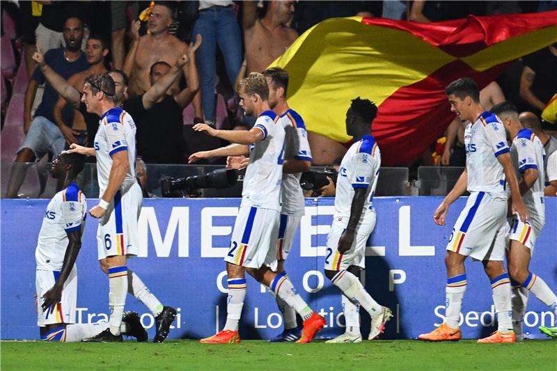 لاعبو ليتشي