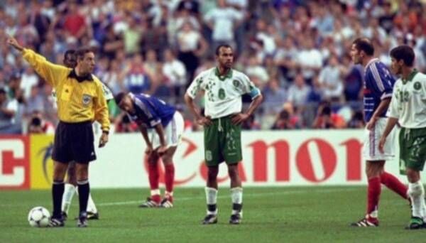 فؤاد أنور خلال مونديال 1998