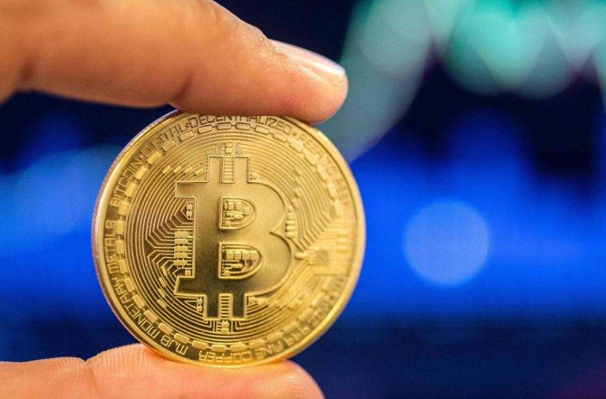 البيتكوين