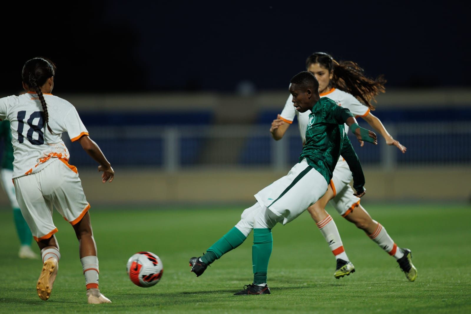 من مباراة السعودية وبوتان