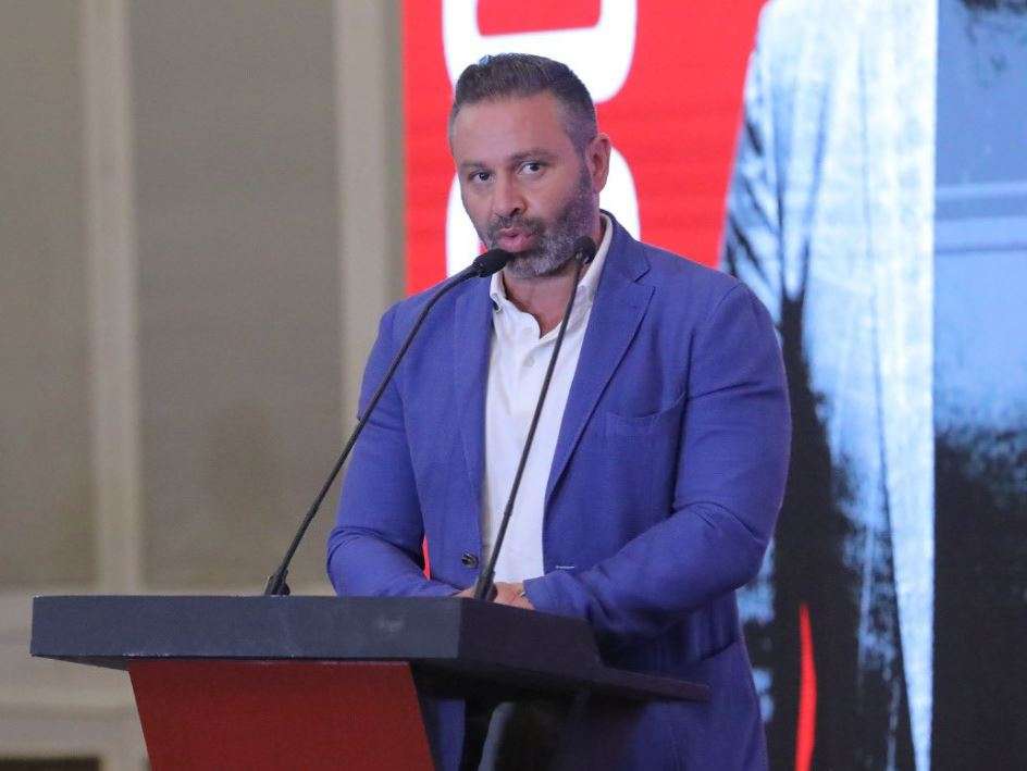 حازم إمام