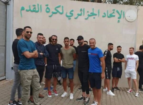 من الوقفة الاحتجاجية