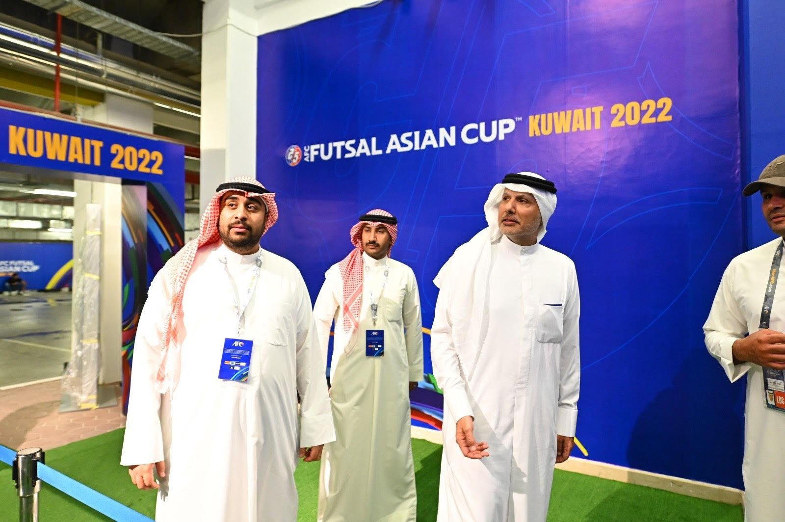 رئيس الاتحاد الكويتي يتفقد الاستعدادات قبل انطلاق البطولة