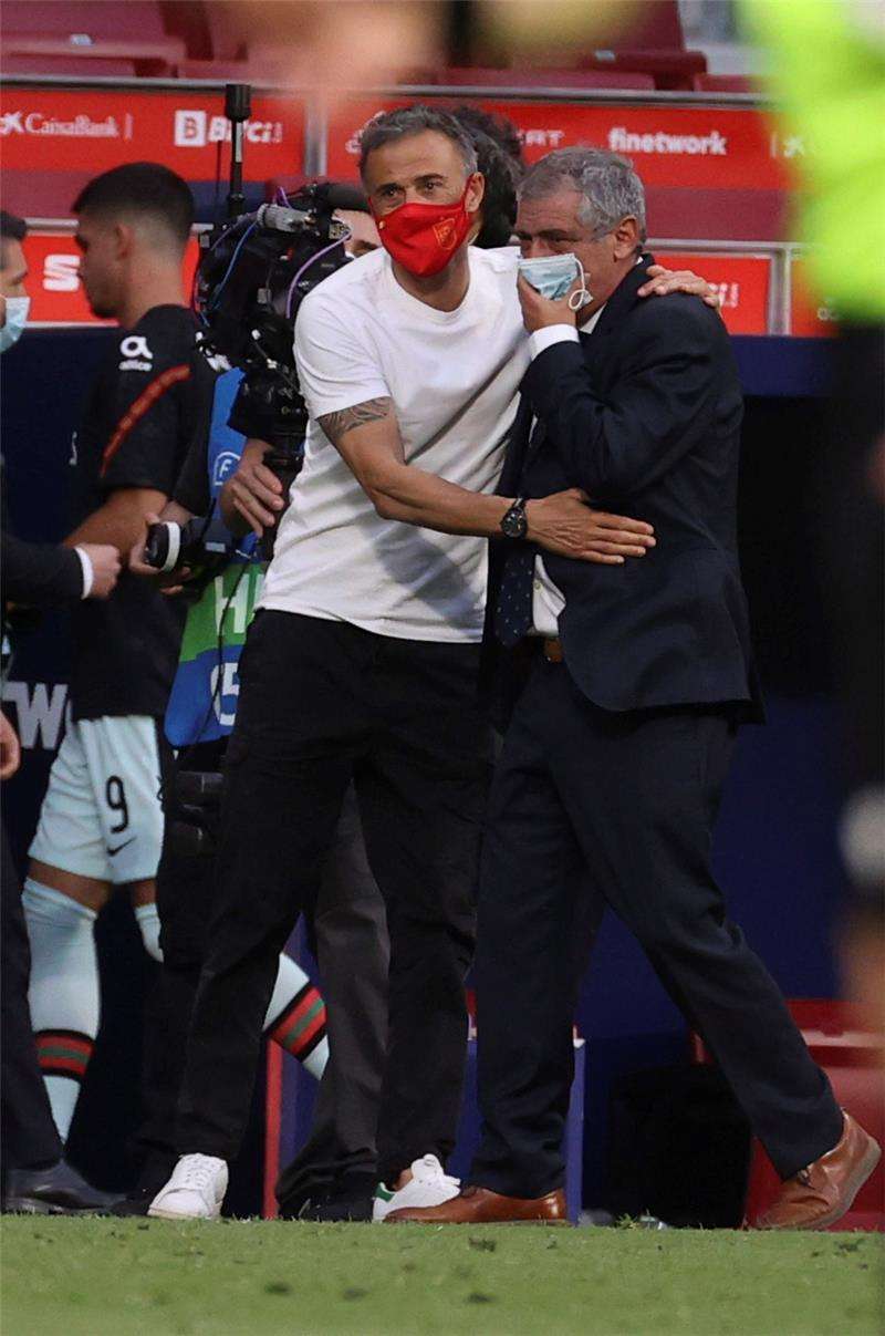 إنريكي وسانتوس