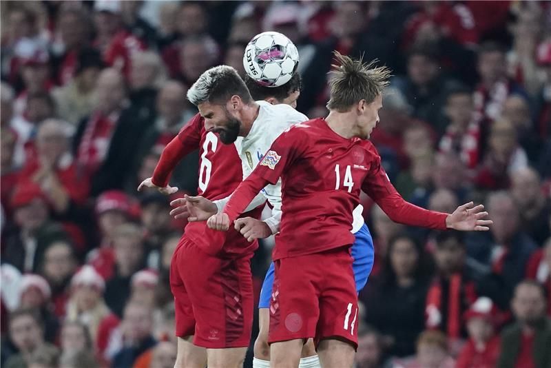 جيرو من مواجهة الدنمارك