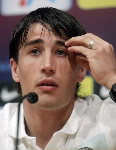 2011-07-22t121902z_01_bar106_rtridsp_3_soccer-italy-roma-bojan_reuters