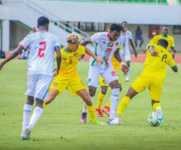 من مواجهة الأولمبي الموريتاني أمام نظيره التوجولي