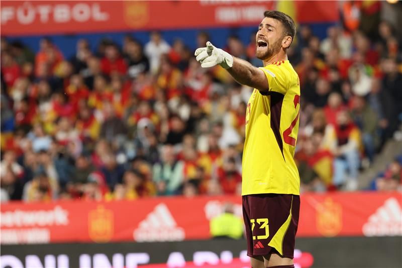 أوناي سيمون