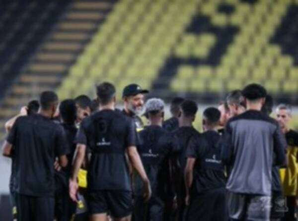 لاعبو الاتحاد