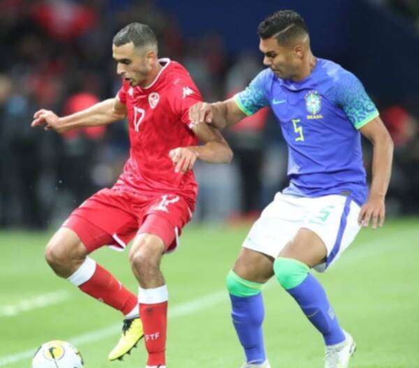 إلياس السخيري