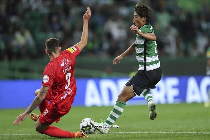 ?i=epa%2fsoccer%2f2022-09%2f2022-09-30%2f2022-09-30-10216581_epa