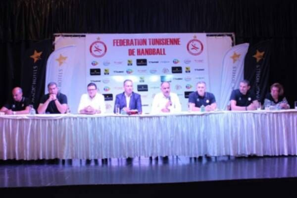 من المؤتمر الصحفي