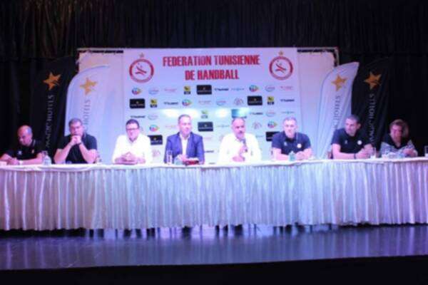 من المؤتمر الصحفي