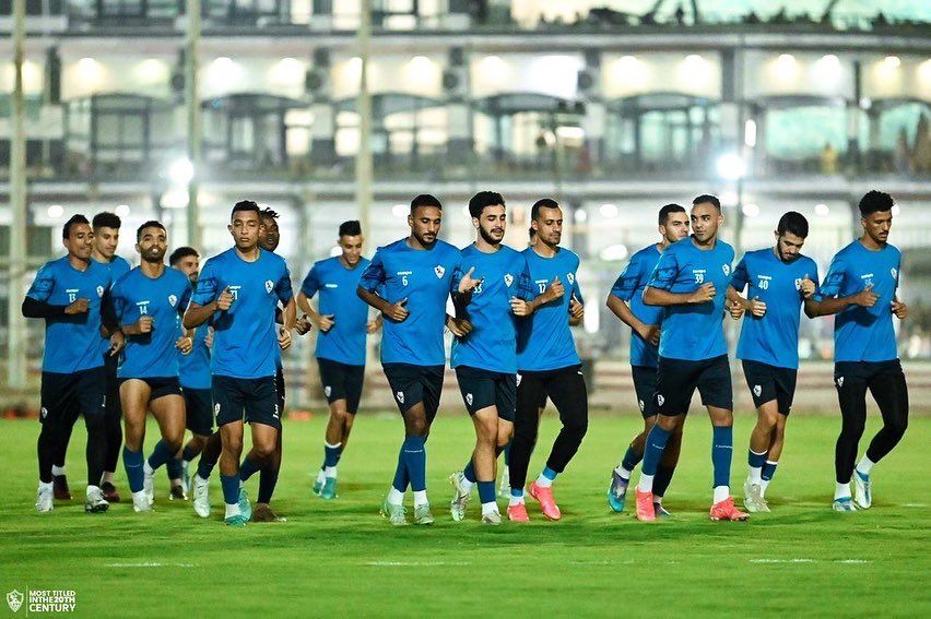 لاعبو الزمالك من مران الفرق