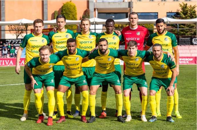 لاعبو فورتونا سيتارد