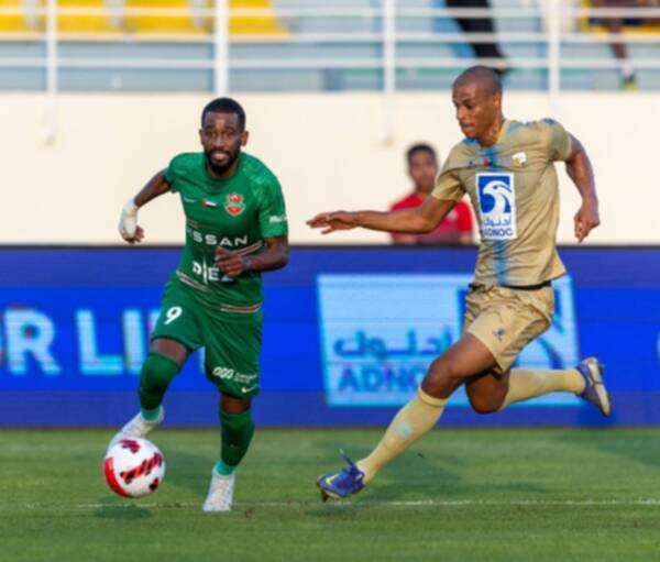 من مباراة الظفرة وشباب الأهلي